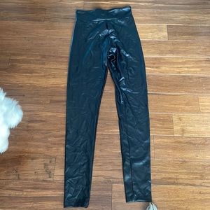 FOREVER 21 FAUX LEATHER LEGGINGS